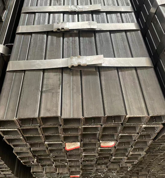 鄂尔多斯工业用梯子 镀锌管焊接梯子 铁梯子方管梯